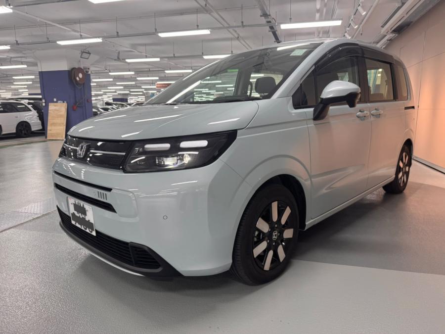 Freed E-HEV - Image 3